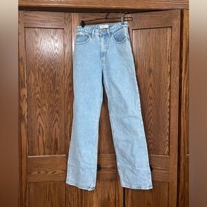 NWOT abercrombie and fitch 90s relaxed jean high rise